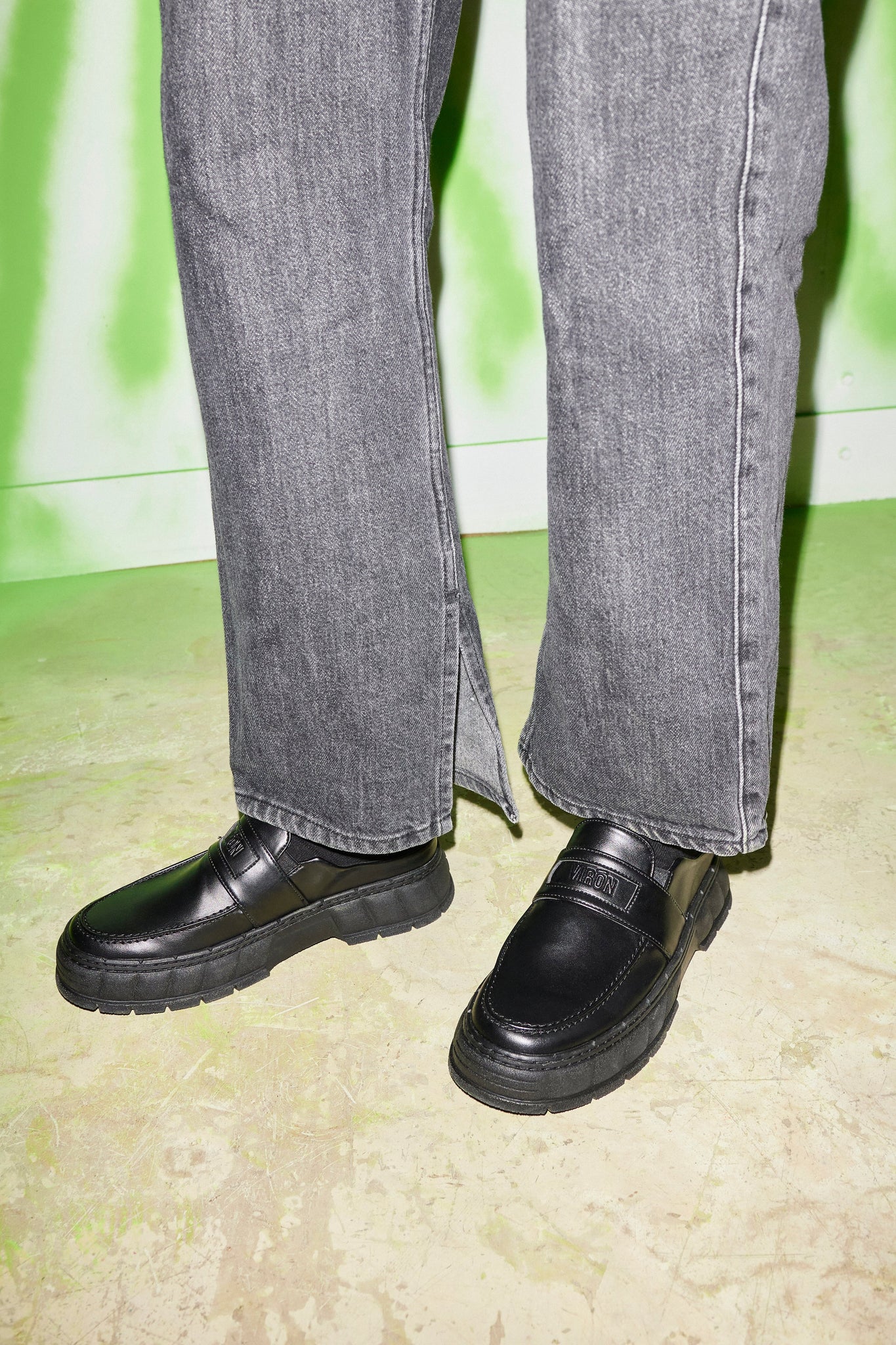 Virón Shoes 1969 BLACK APPLE 