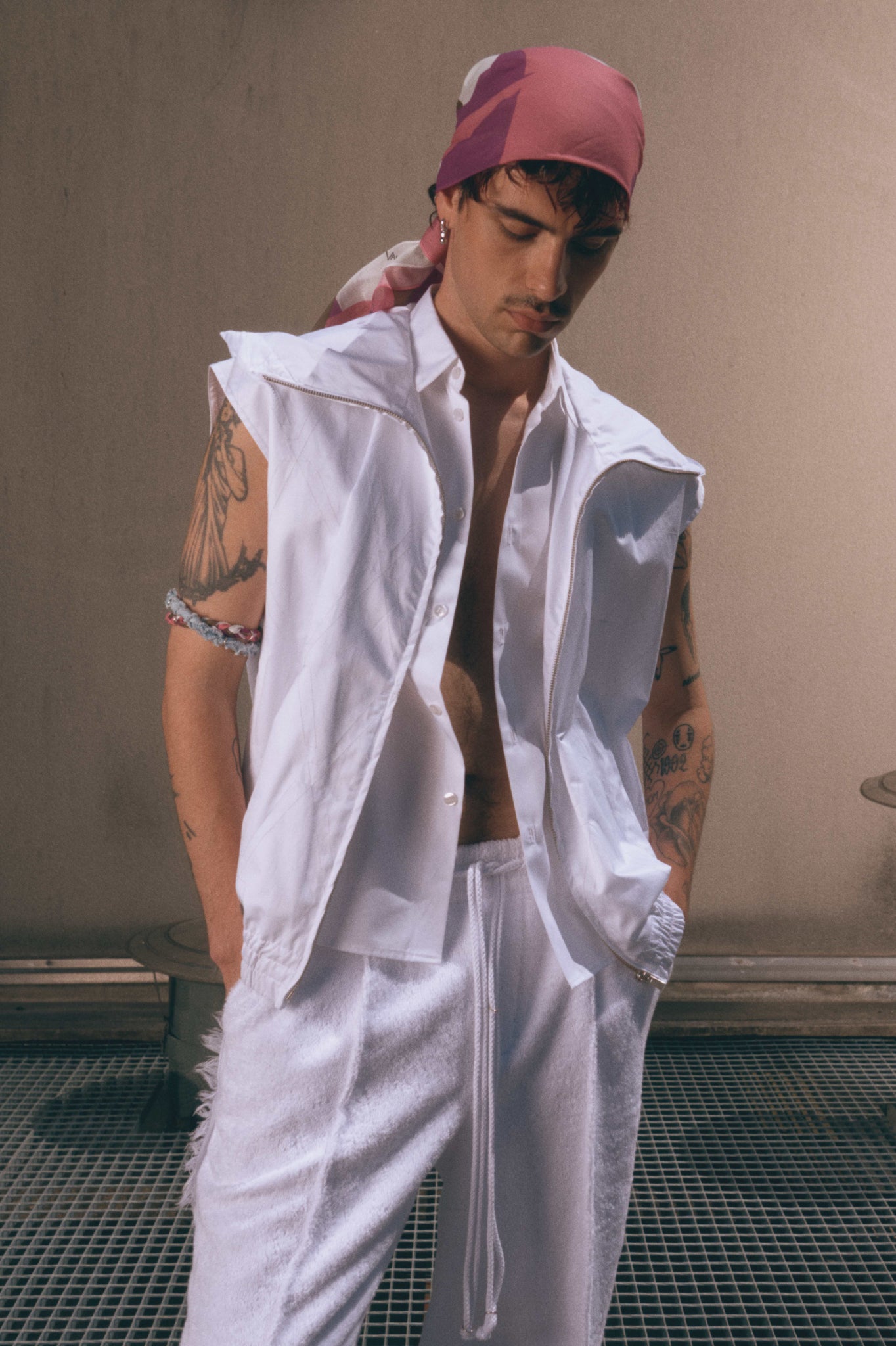 VALETTE STUDIO  La chemise courte sans manches 