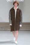 Le tweed coat