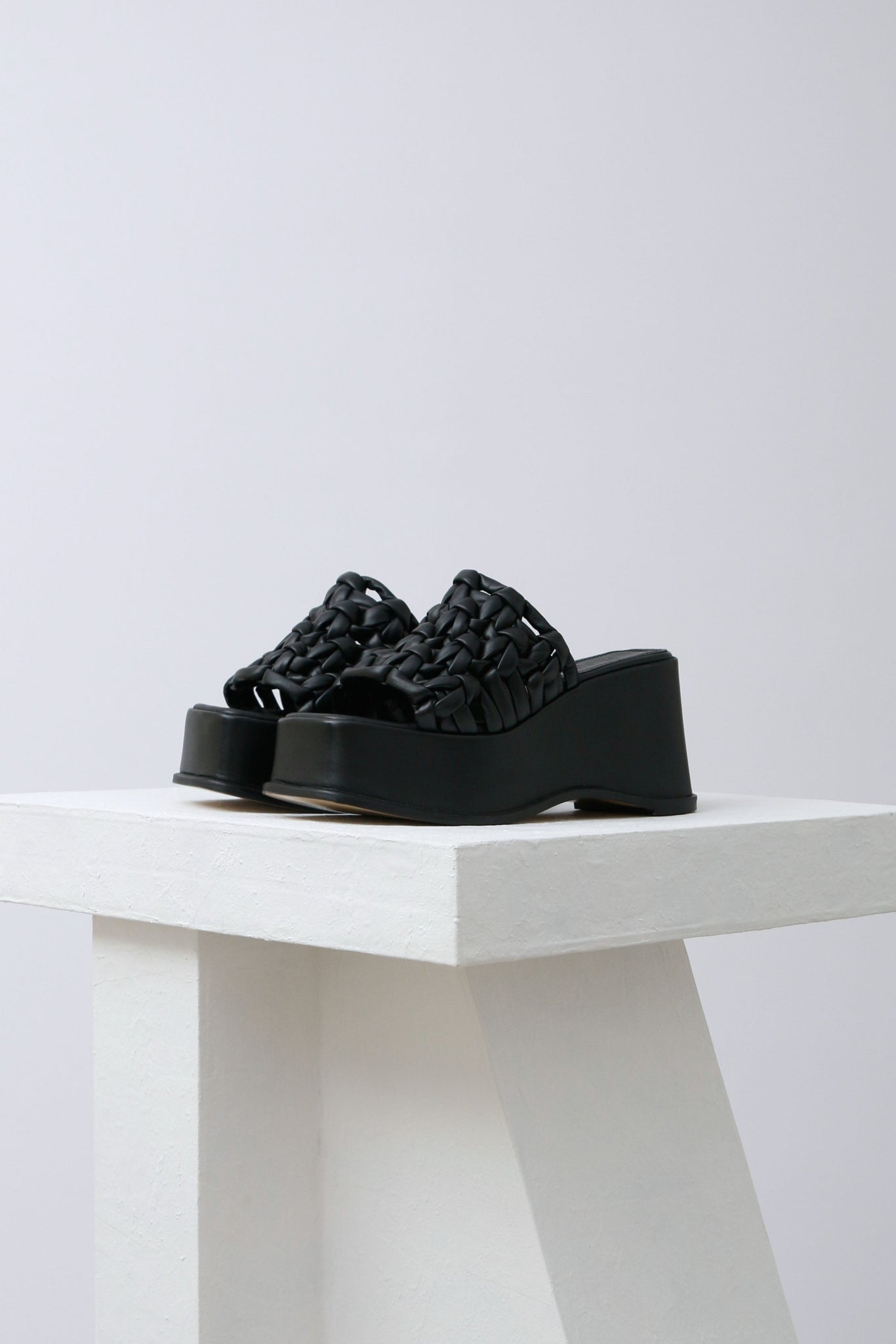 ARMADA - Black Puffed Woven Leather Sandals