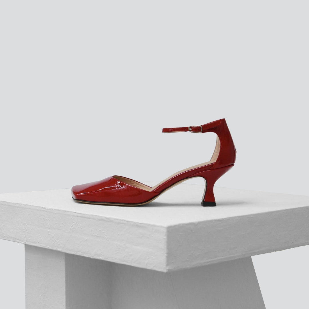 Souliers Martinez Shoes FABIOLA - Bloody Red Patent Leather Pumps 