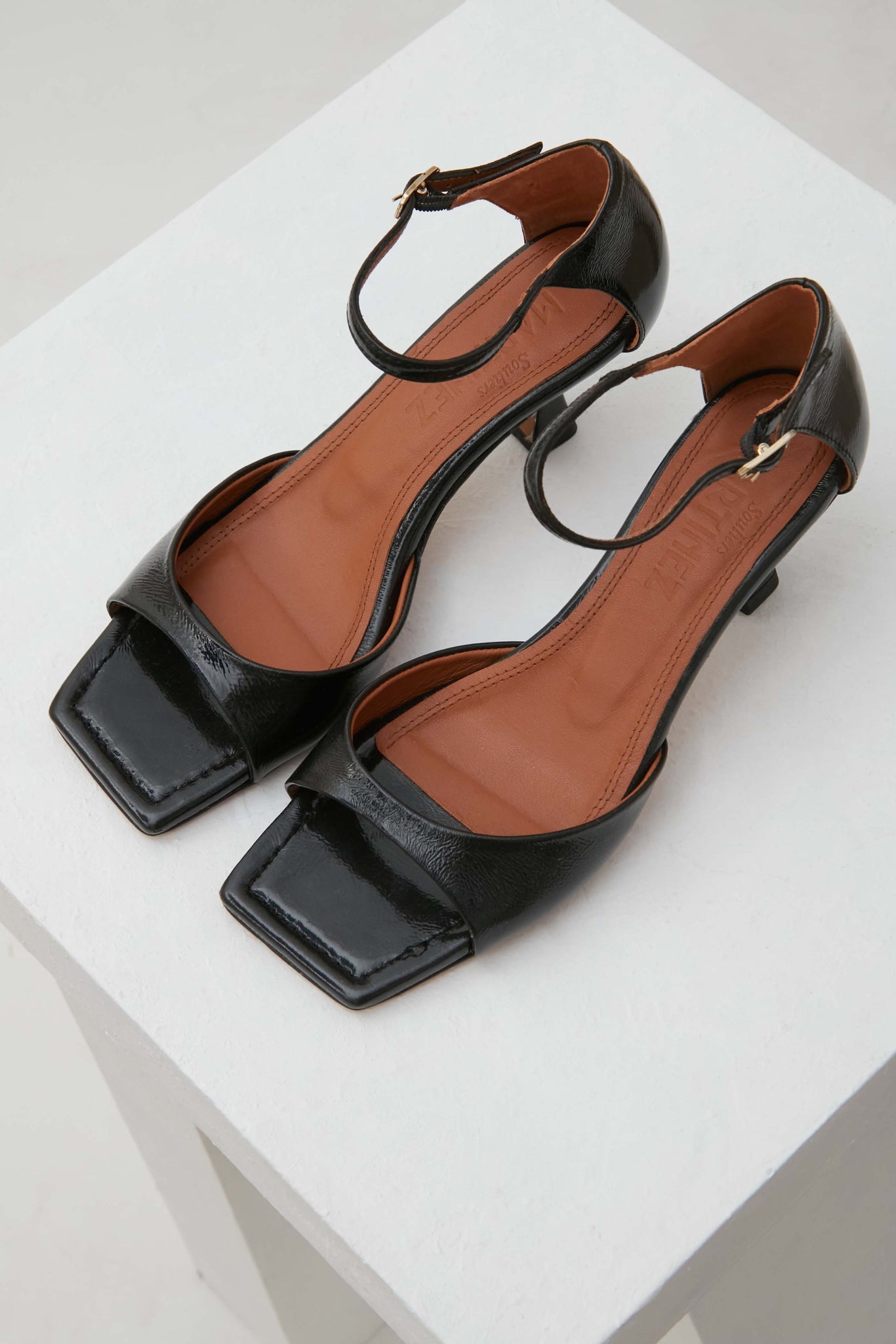 Souliers Martinez Shoes KIKA - Black Patent Leather Sandals 