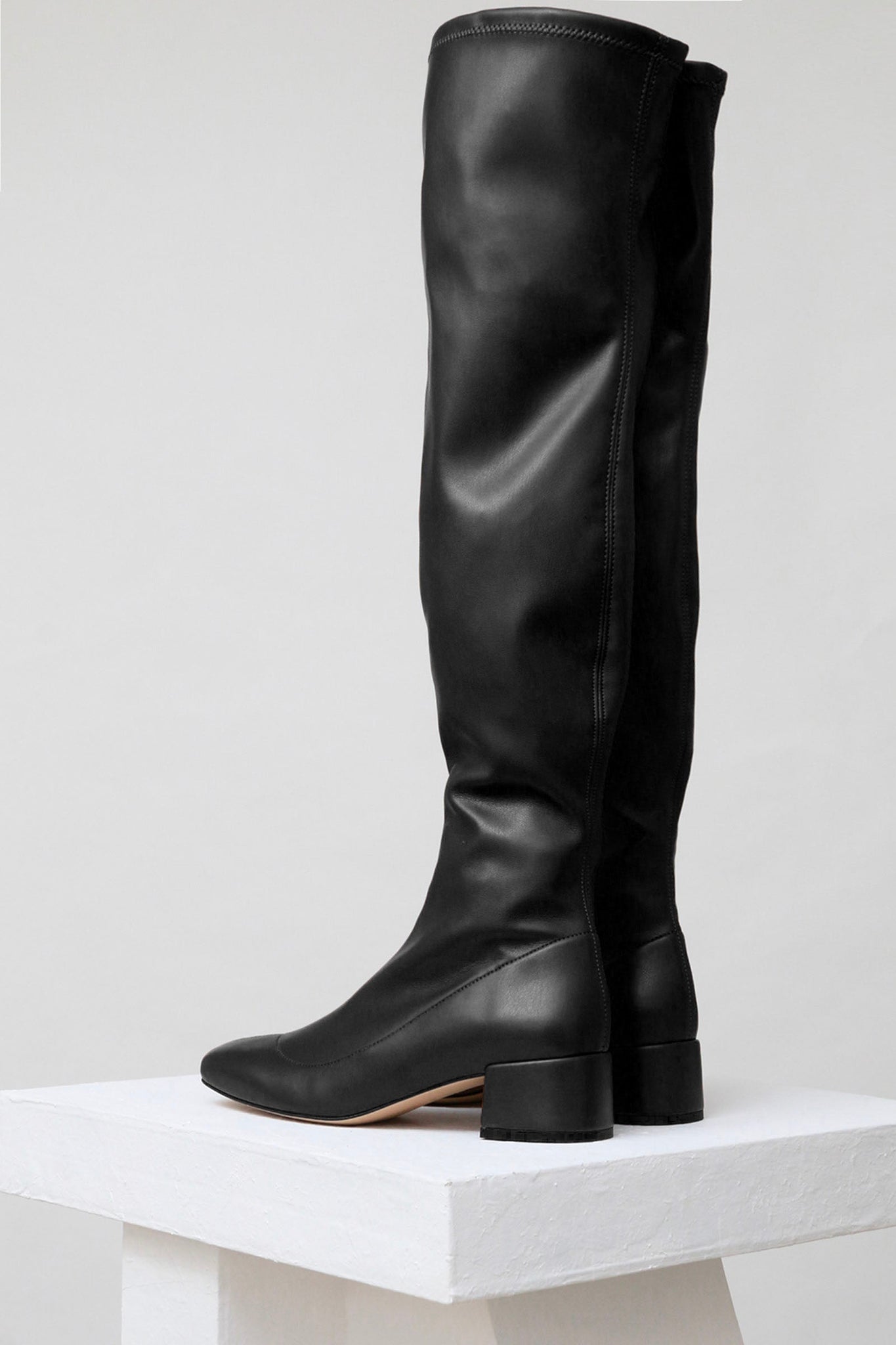 Souliers Martinez Shoes MONCLOA - Black Faux Stretch-Leather Thigh-High Boots 