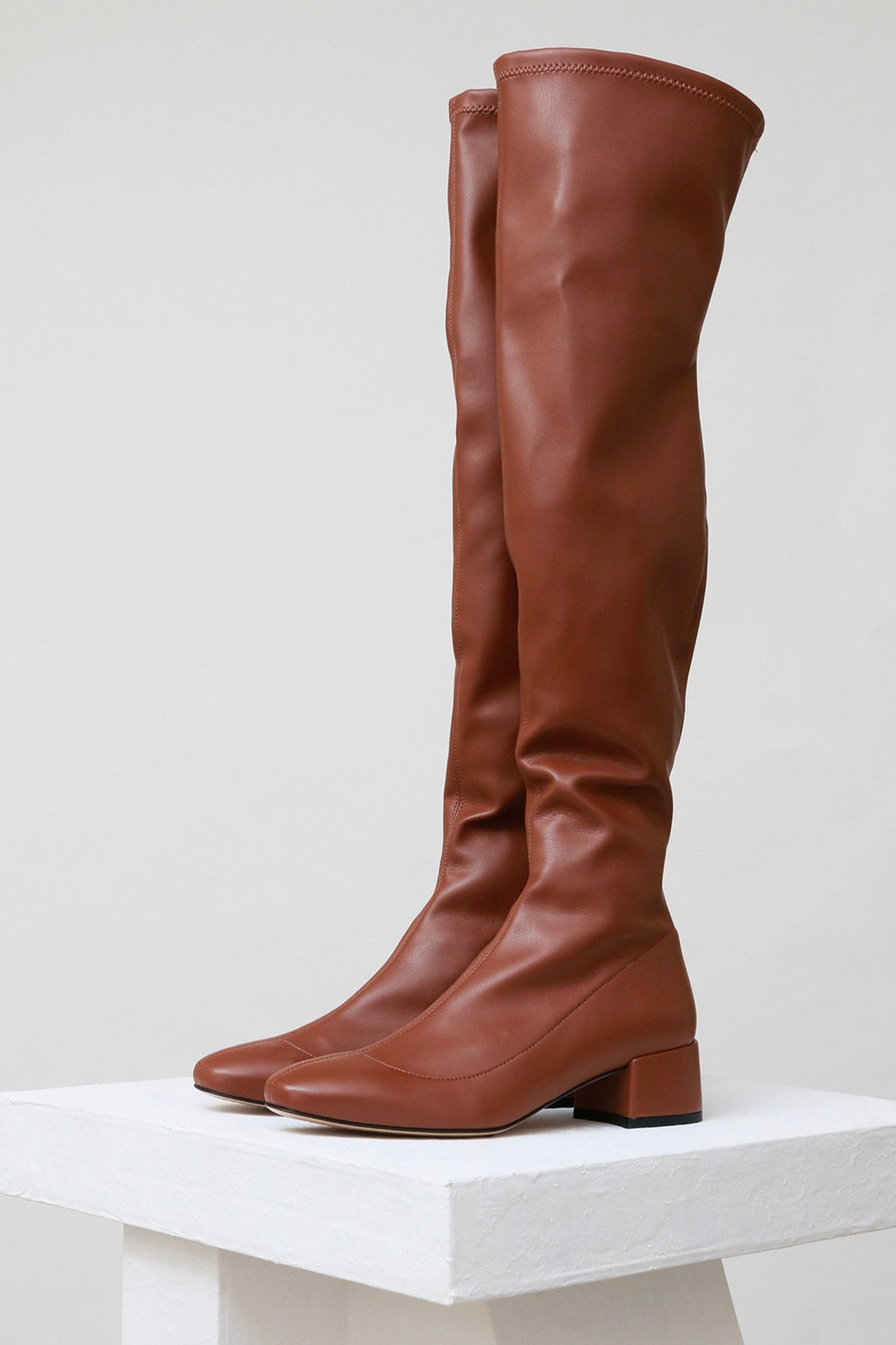 Souliers Martinez Shoes MONCLOA - Cognac Faux Stretch-Leather Thigh-High Boots 