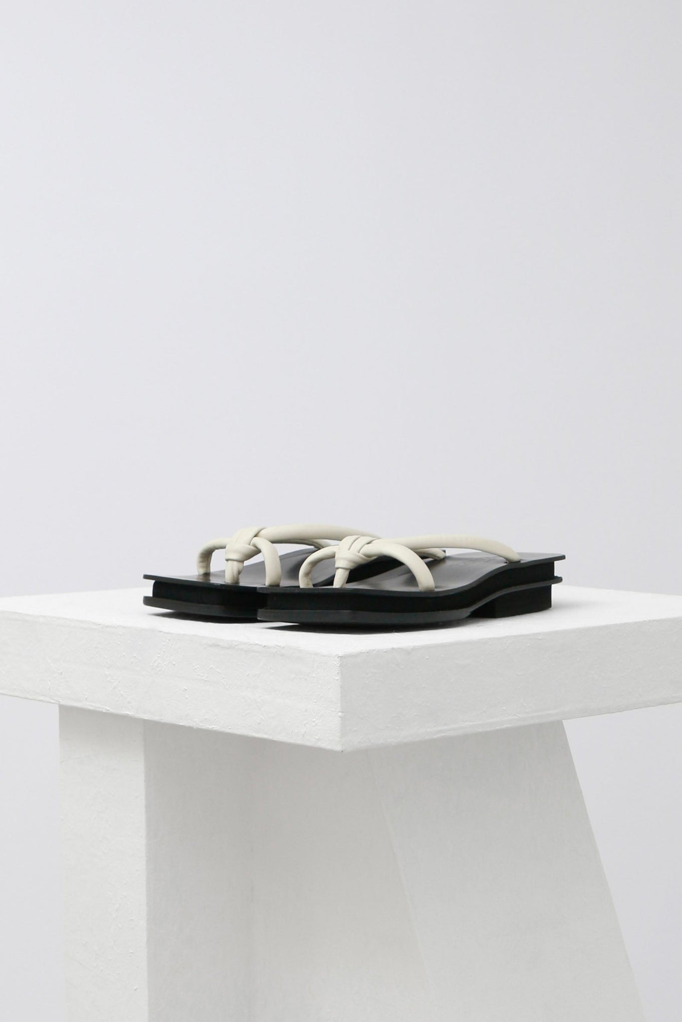 ROQUE - White Tubular Leather Flat Platform Sandals