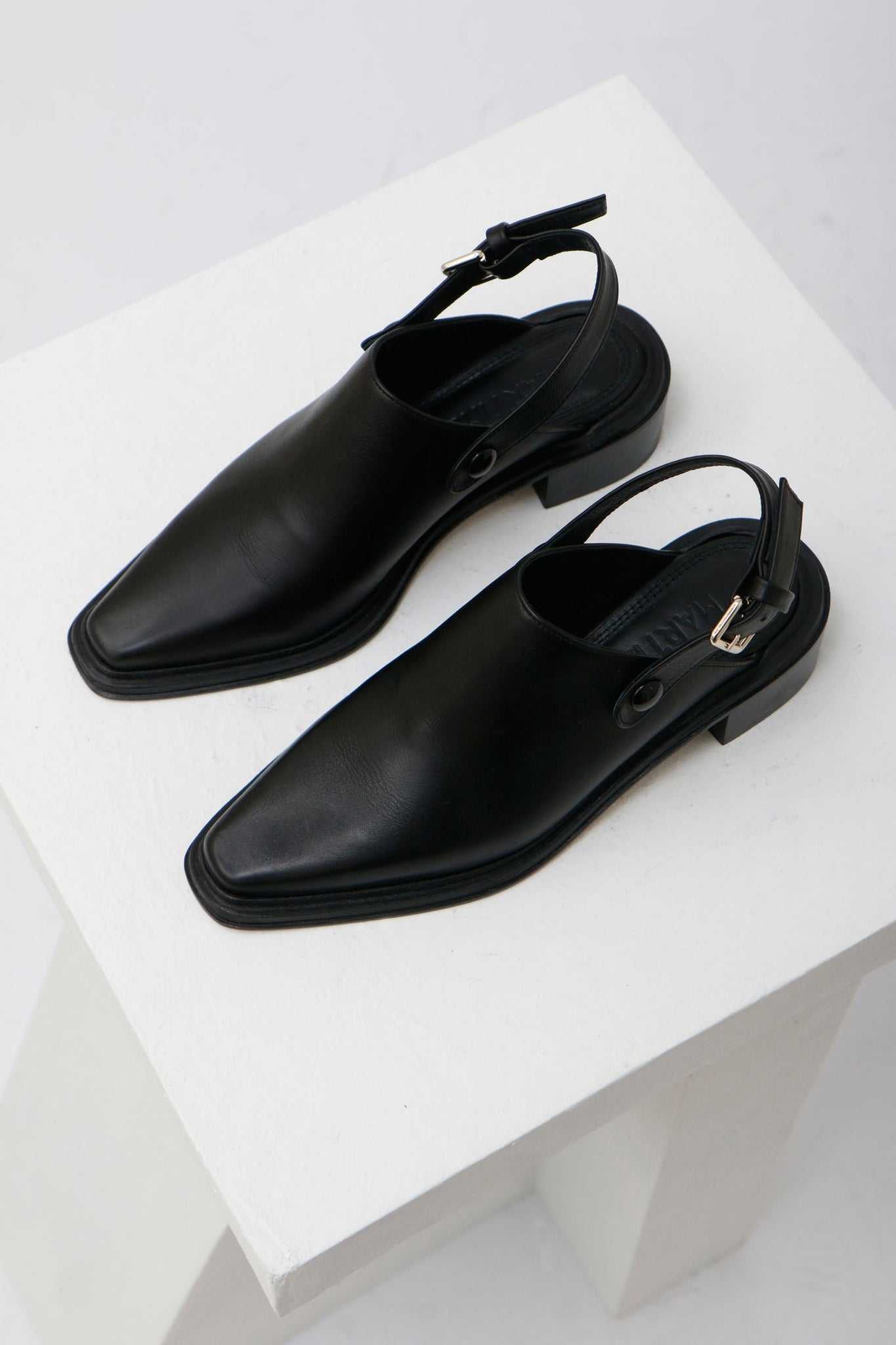 SHOKO - Black Leather Flat Mules