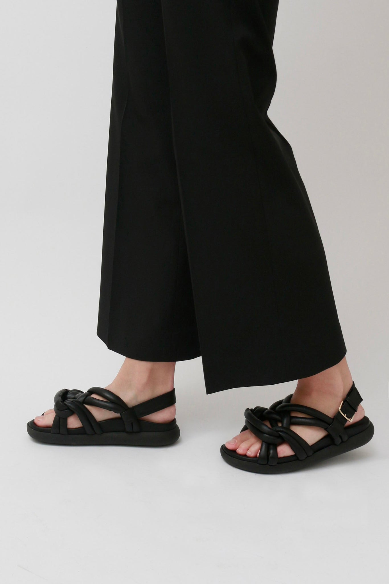 TELVA - Black Tubular Leather Sandals